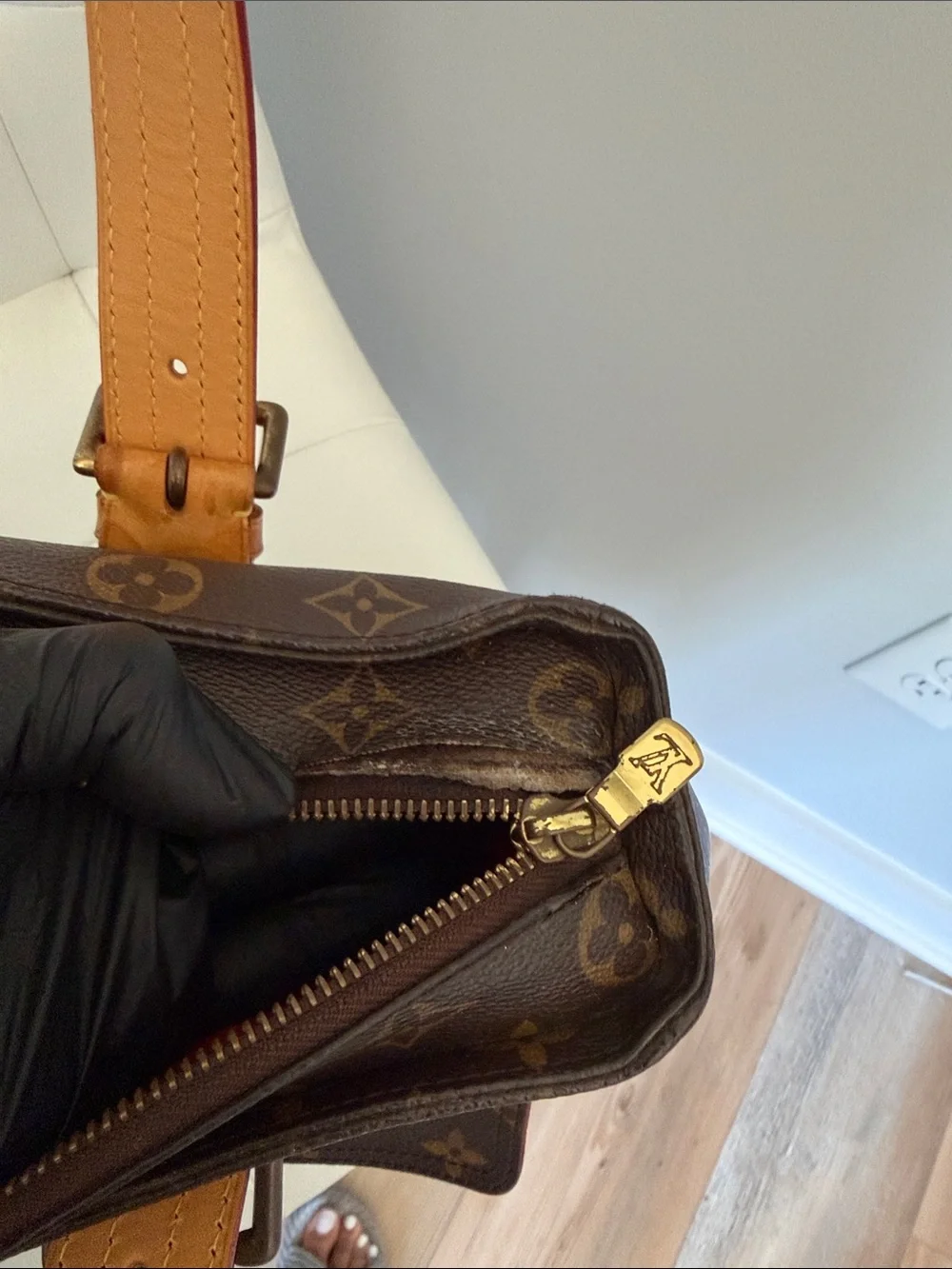 Louis Vuitton Brown Monogram Canvas Briefcase with Tan Leather Handles